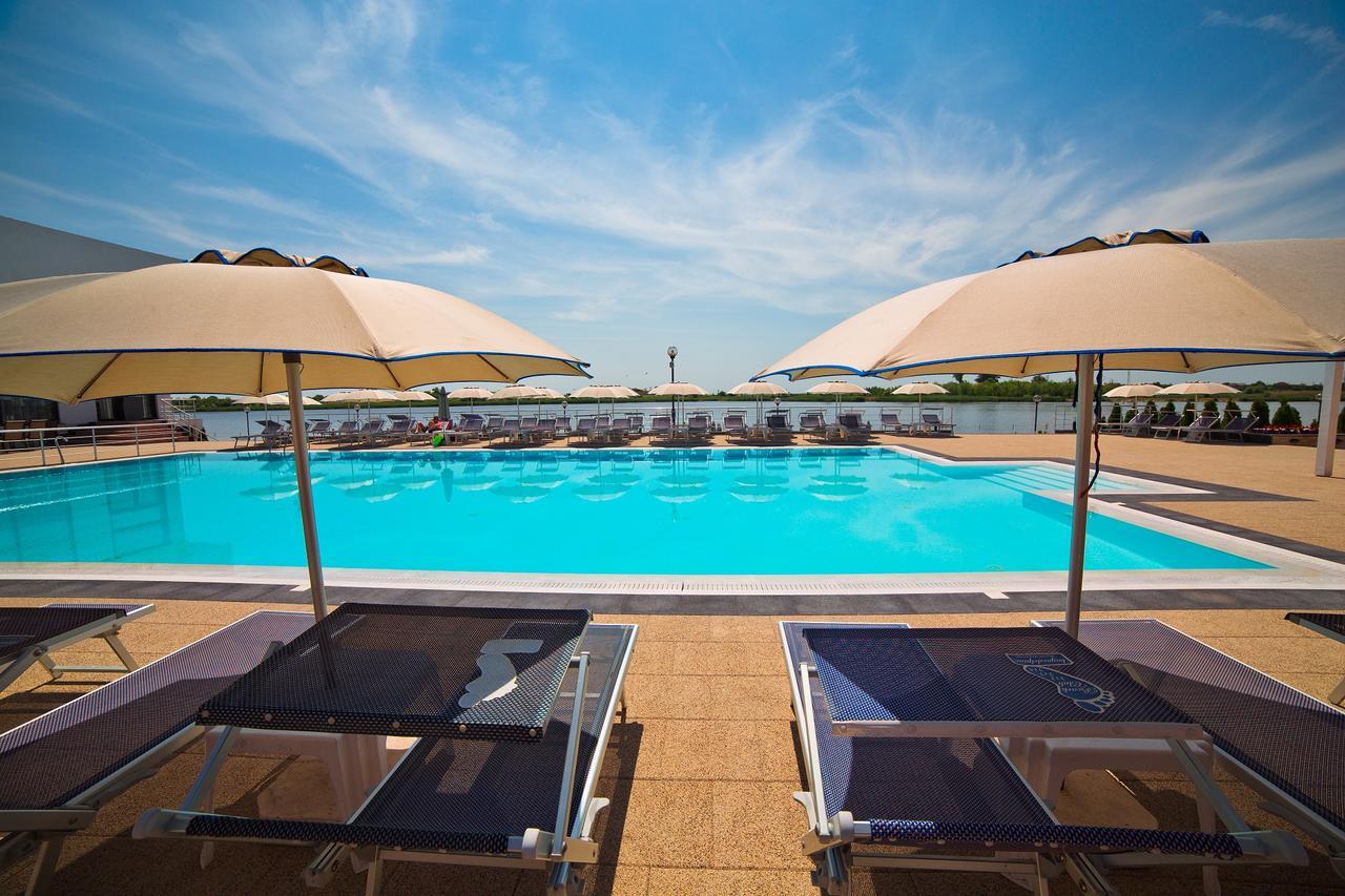 Hotel Evergreen Amara Esterno foto